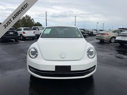 Used 2012 Volkswagen Beetle 2.0T FWD image 2