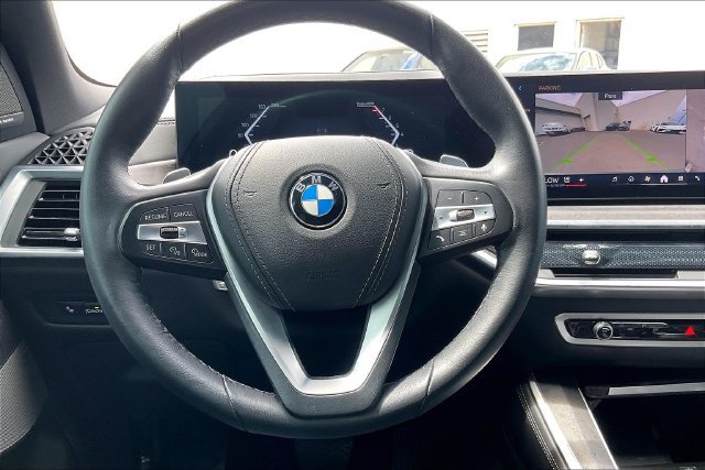 Used 2024 BMW X5 xDrive40i w/ Parking Assistance Package AWD/4WD image 6