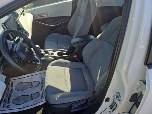 Used 2021 Toyota Corolla SE image 12