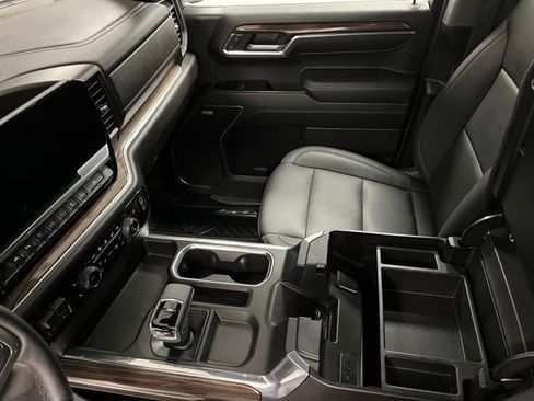 Used 2024 Chevrolet Silverado 1500 RST AWD/4WD image 39