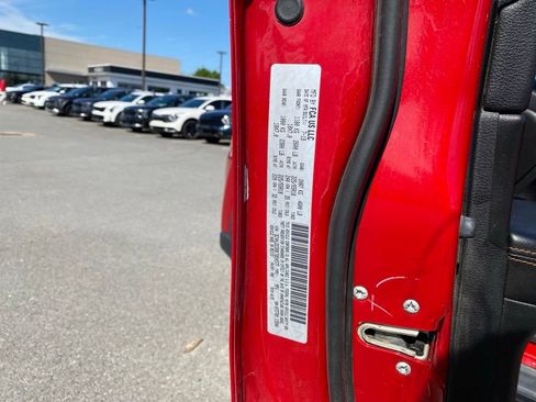 Used 2019 Jeep Compass Limited AWD/4WD image 32