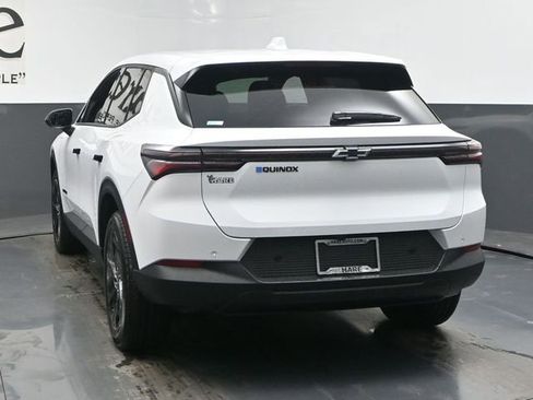 New 2026 Chevrolet Equinox EV LT image 13