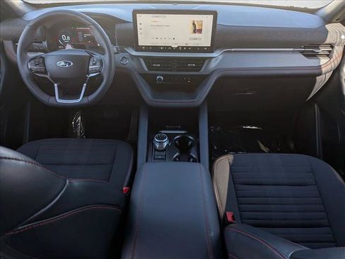 Used 2025 Ford Explorer ST-Line RWD image 18