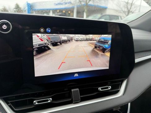 New 2026 Chevrolet Equinox LT w/ Convenience Package II AWD/4WD image 34