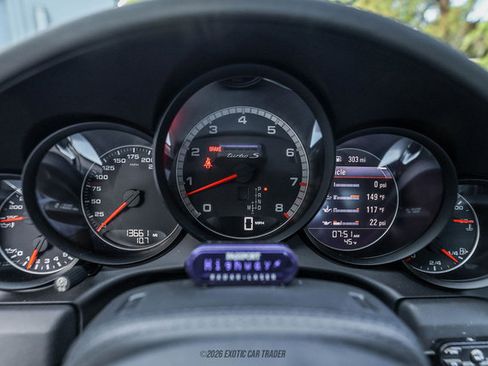 Used 2014 Porsche 911 Turbo S image 21