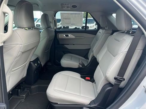 New 2026 Ford Explorer Active image 6