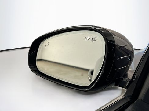 Used 2023 Genesis G70 3.3T w/ Sport Prestige Package image 16