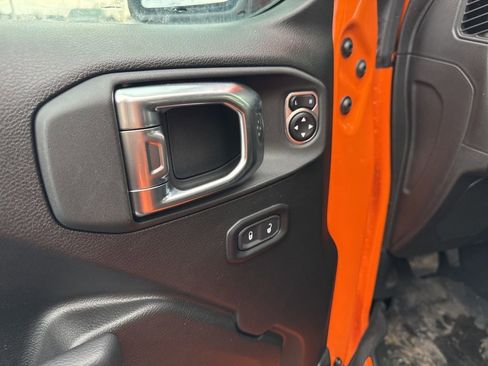 New 2025 Jeep Gladiator Sport AWD/4WD image 20