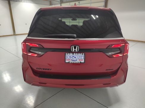 New 2026 Honda Odyssey Sport-L image 12