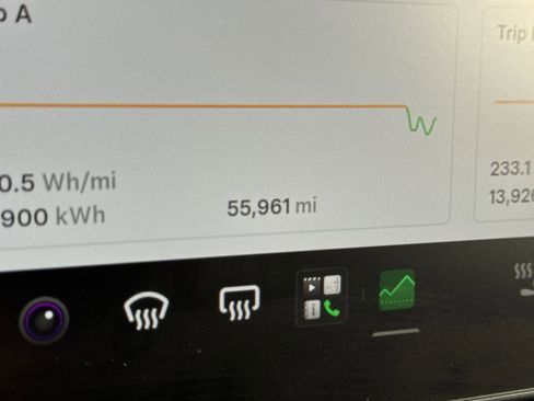 Used 2023 Tesla Model 3 Standard Range RWD image 29