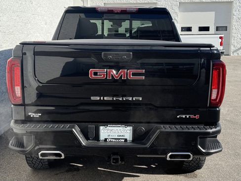 Used 2022 GMC Sierra 1500 AT4 w/ AT4 Premium Package image 8