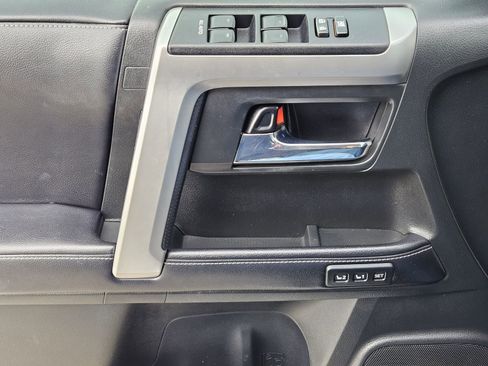 Used 2018 Toyota 4Runner Limited image 30
