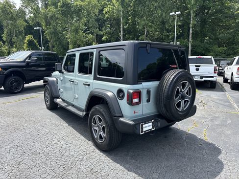 Used 2023 Jeep Wrangler Unlimited Sport AWD/4WD image 7