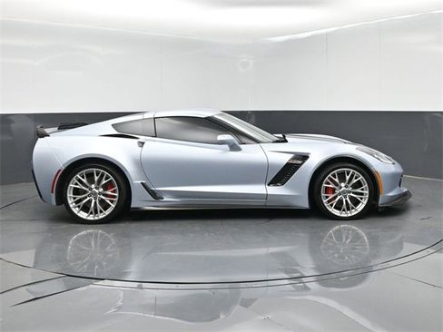 Used 2017 Chevrolet Corvette Z06 image 9