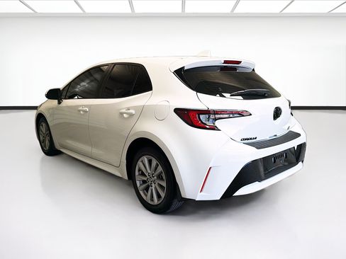 Used 2024 Toyota Corolla SE w/ SE Package FWD image 6