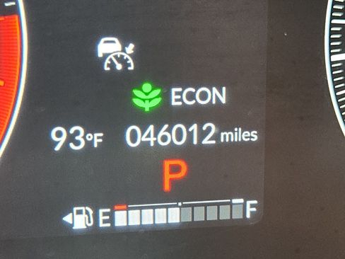 Used 2025 Honda CR-V EX-L image 23
