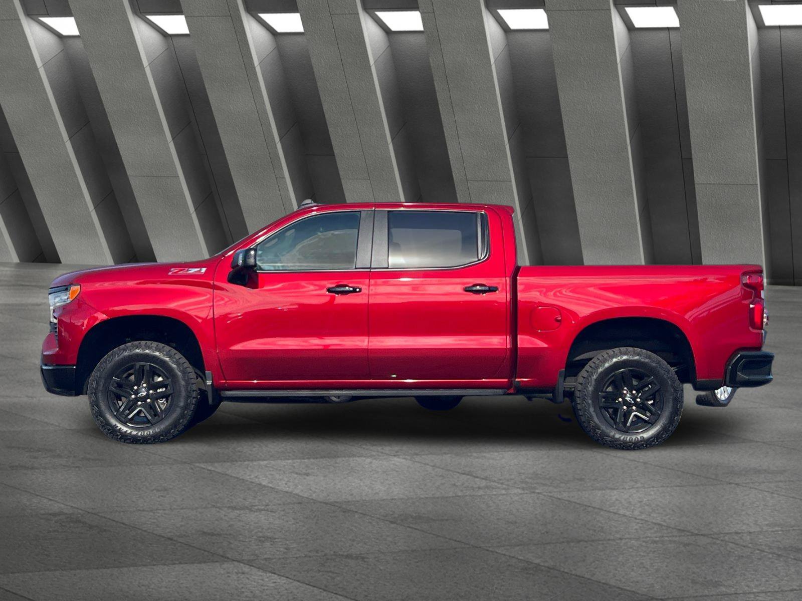 Used 2025 Chevrolet Silverado 1500 LT Trail Boss w/ LT Trail Boss Premium Package AWD/4WD image 7