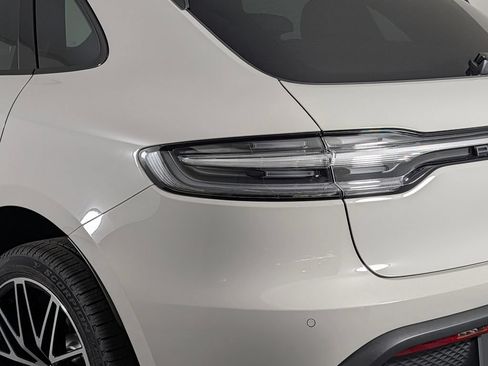 New 2026 Porsche Macan AWD/4WD image 16
