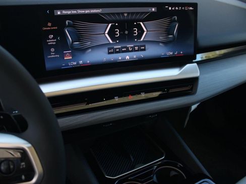 New 2026 BMW 530i w/ Executive Package RWD image 23
