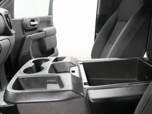 Used 2022 Chevrolet Silverado 2500 Custom image 18