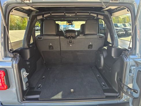 New 2026 Jeep Wrangler Unlimited Rubicon w/ Safety Group image 16