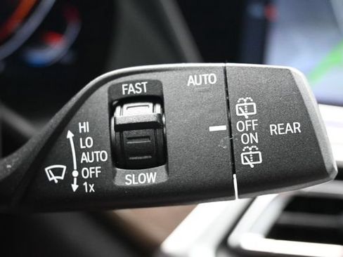 Used 2021 BMW X5 xDrive40i AWD/4WD image 26