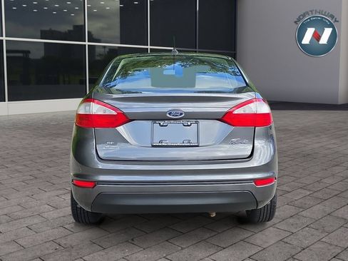 Used 2016 Ford Fiesta SE FWD image 4