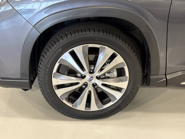 Used 2022 Subaru Ascent Touring AWD/4WD image 8