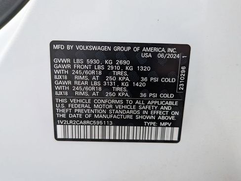 Used 2024 Volkswagen Atlas SE AWD/4WD image 23