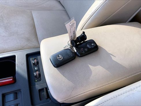 Used 2010 Lexus RX 350 2WD image 14