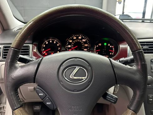 Used 2002 Lexus ES 330 FWD image 13