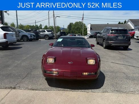 Used 1993 Chevrolet Corvette Coupe RWD image 11