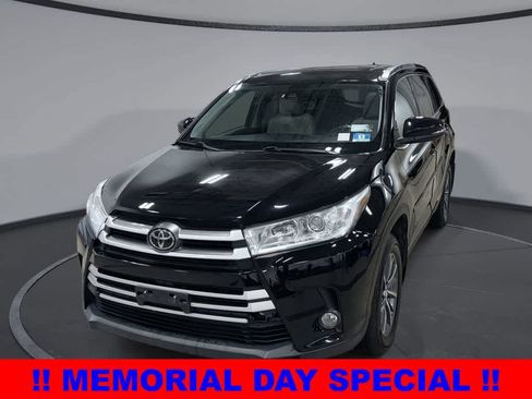 Used 2019 Toyota Highlander XLE w/ Protection Package #3 AWD/4WD image 1