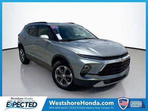Used 2024 Chevrolet Blazer LT w/ Convenience Package FWD image 1