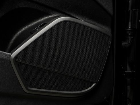 Used 2018 Audi Q5 2.0T Premium Plus w/ Premium Plus Package image 31