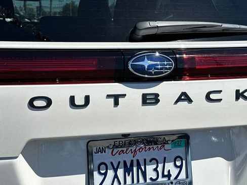 Certified 2026 Subaru Outback Premium AWD/4WD image 33