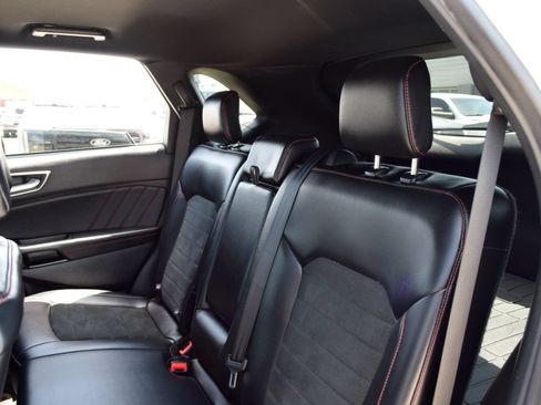 Used 2023 Ford Edge ST-Line AWD/4WD image 17