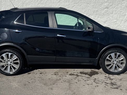 Used 2019 Buick Encore Preferred image 2
