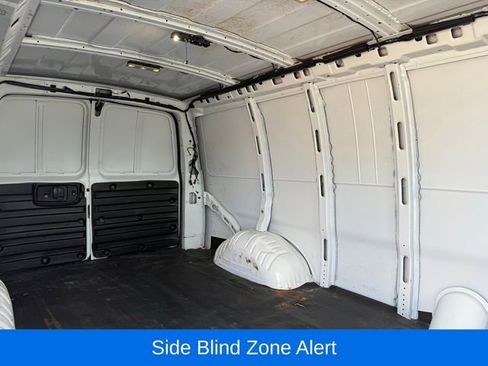 Used 2021 Chevrolet Express 3500 Work Van w/ Driver Convenience Package image 23