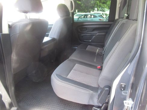 Used 2023 Nissan Titan S AWD/4WD image 12
