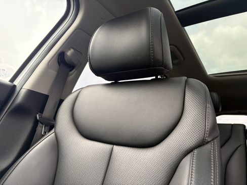 Used 2023 Hyundai Santa Fe SEL w/ Premium Package FWD image 17