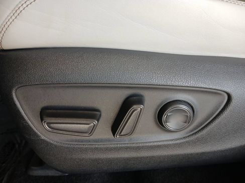 Used 2024 Toyota RAV4 XLE Premium FWD image 18