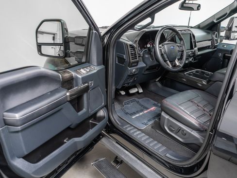 Used 2022 Ford F250 Lariat w/ Lariat Ultimate Package AWD/4WD image 23