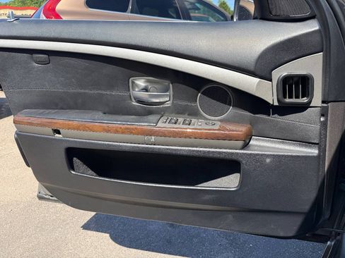 Used 2004 BMW 745Li RWD image 18