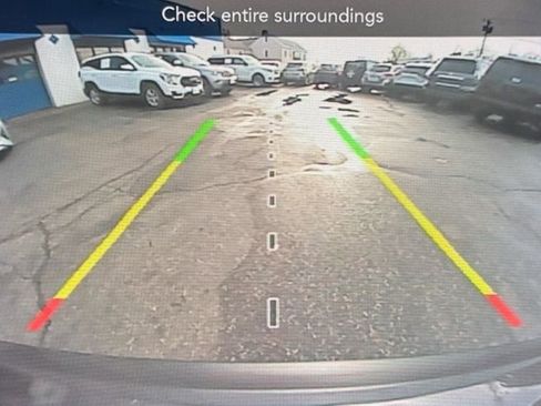 Used 2019 Jeep Cherokee Limited image 19