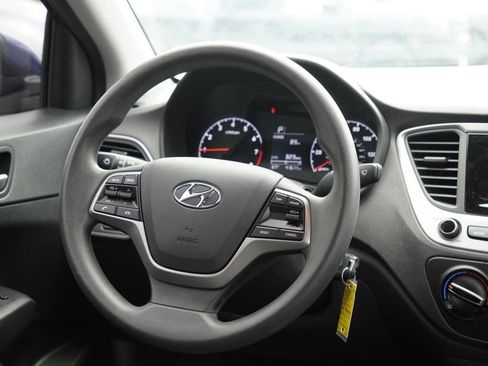 Used 2022 Hyundai Accent SE FWD image 24