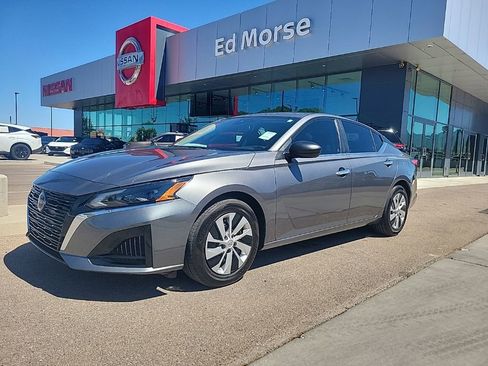 Used 2025 Nissan Altima 2.5 S FWD image 1