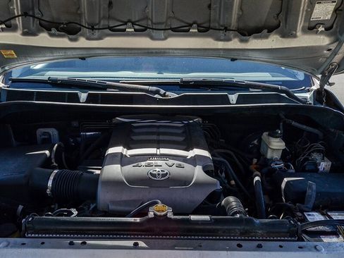 Used 2010 Toyota Tundra 2WD Double Cab image 28