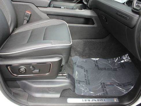 Used 2025 RAM 1500 Limited w/ Off Road Group image 37