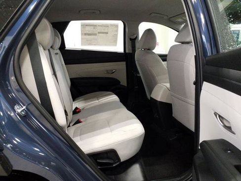 New 2026 Hyundai Tucson SE image 17